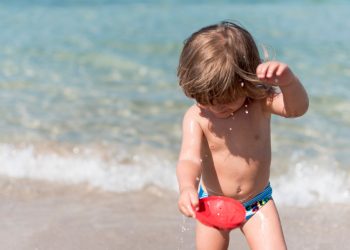 Dermatite do Traje de Banho: conheça e previna seus filhos