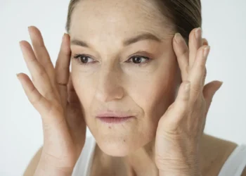 saúde da pele. Foto: Freepik